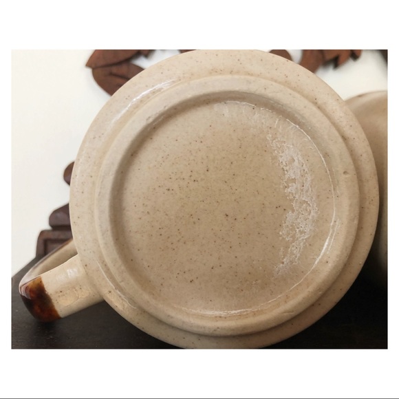 Vintage Boho Stoneware Mugs - Picture 5 of 10